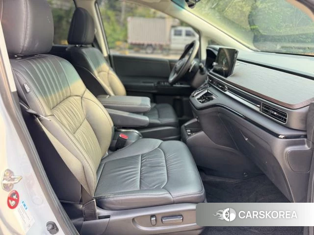Honda Odyssey 2022 Белый из Китая, фото 2