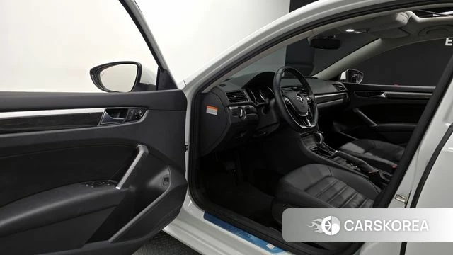 Volkswagen The New Passat 2018 Белый из Кореи, фото 2