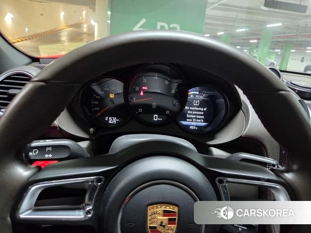 Porsche 718 Boxster 2018 Серебряный из Кореи, фото 2
