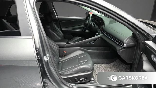 Hyundai Avante Hybrid (CN7) 2022 Серый из Кореи, фото 2