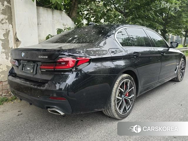 BMW 5 series 2023 Черный из Китая, фото 2