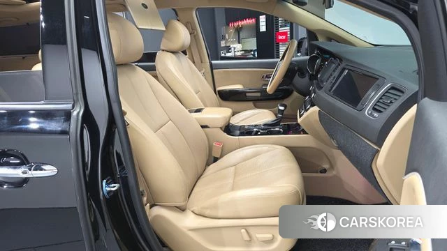 Kia The New Carnival 2019 Черный из Кореи, фото 2