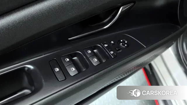 Hyundai Avante (CN7) 2023 Серебристо-серый из Кореи, фото 2