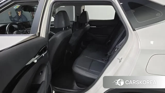 Kia Seltos 2022 Белый из Кореи, фото 2