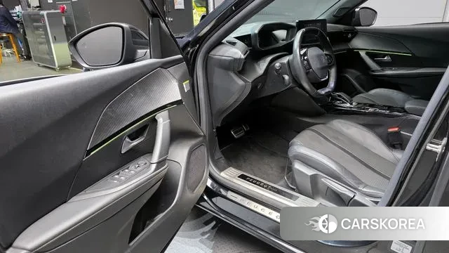 Peugeot e-2008 second generation 2021 Черный из Кореи, фото 2