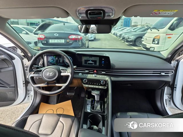 Hyundai The New Avante Hybrid (CN7) 2023 Белый из Кореи, фото 2