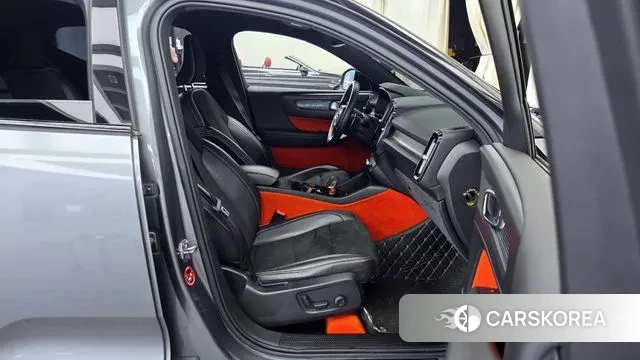 Volvo XC40 2019 Серый из Кореи, фото 2