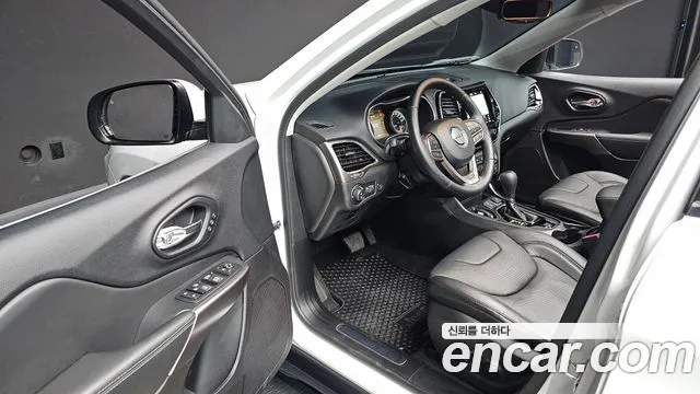 Jeep Cherokee (KL) id 2726030 из Кореи 2