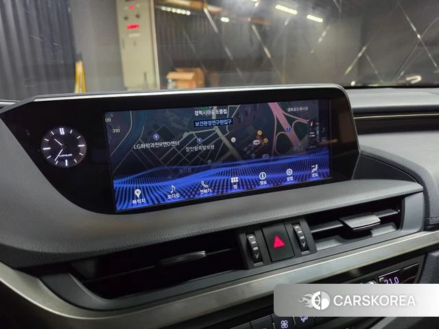 Lexus ES300h 7th generation 2020 Черный из Кореи, фото 2