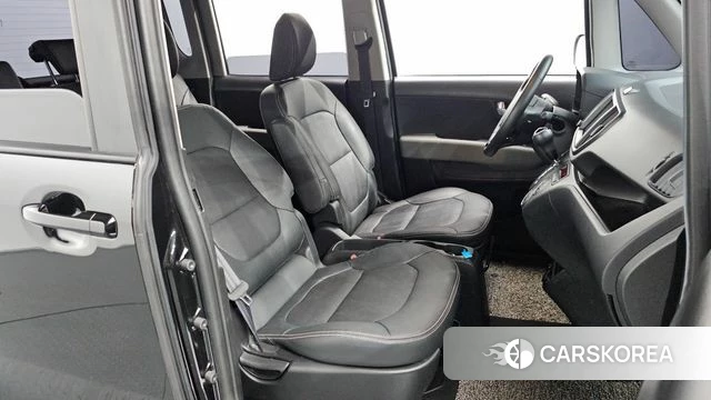 Kia The New Kia Ray 2023 Черный из Кореи, фото 2
