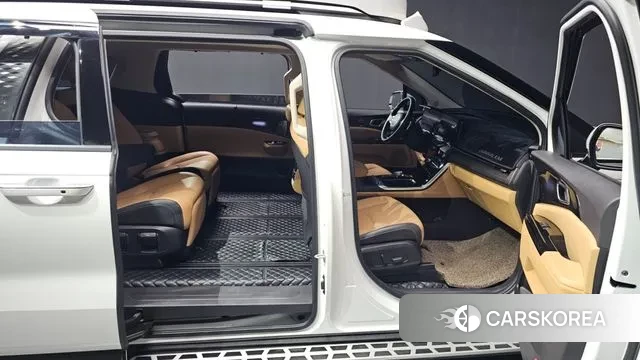 Kia Carnival 4th generation 2023 Белый из Кореи, фото 2