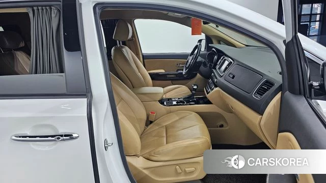 Kia The New Carnival 2020 Белый из Кореи, фото 2
