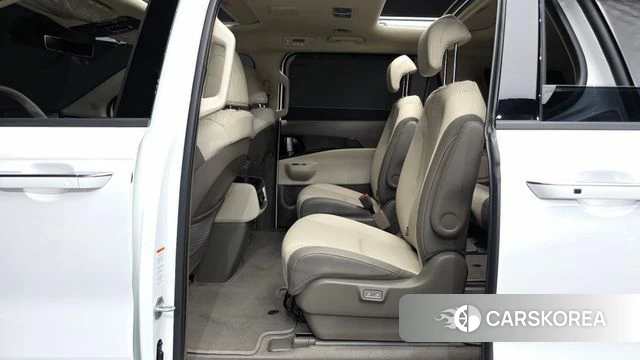Kia The New Carnival 4th Generation 2025 Белый из Кореи, фото 2