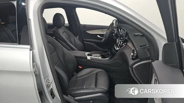 Mercedes-Benz GLC-Class X253 2020 Серебряный из Кореи, фото 2