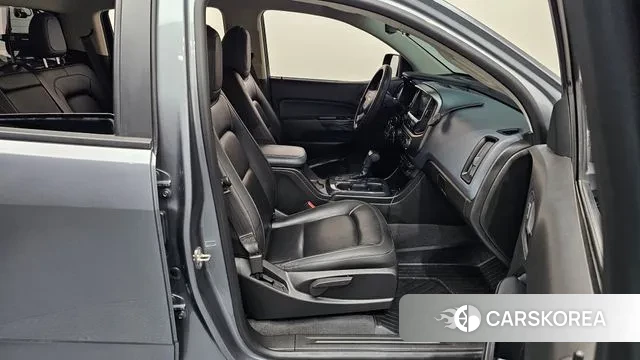 Chevrolet (GM Daewoo) Real New Colorado 2021 Серый из Кореи, фото 2