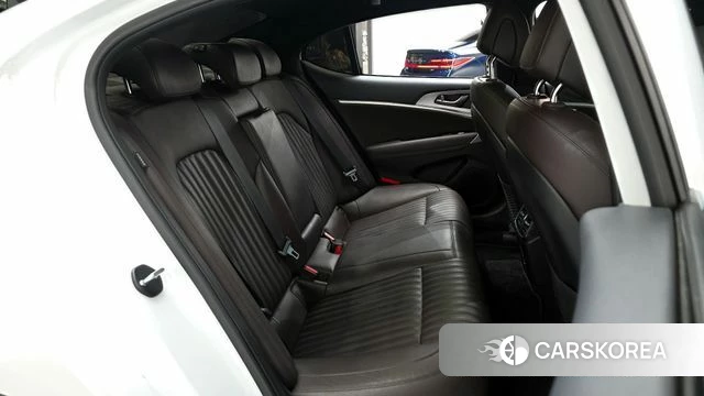 Genesis The New G70 2021 Белый из Кореи, фото 2