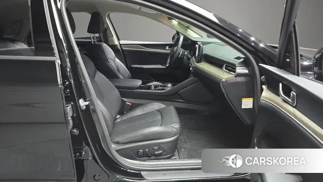 Kia K5 Hybrid 3rd Generation 2023 Черный из Кореи, фото 2