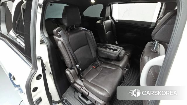 Honda Odyssey 2018 Белый из Кореи, фото 2