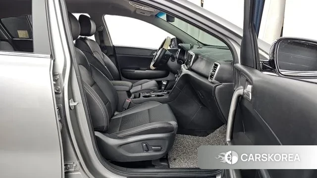 Kia Sportage The Bold 2019 Серебристо-серый из Кореи, фото 2