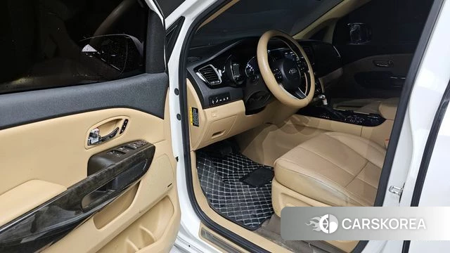 Kia The New Carnival 2018 Белый из Кореи, фото 2