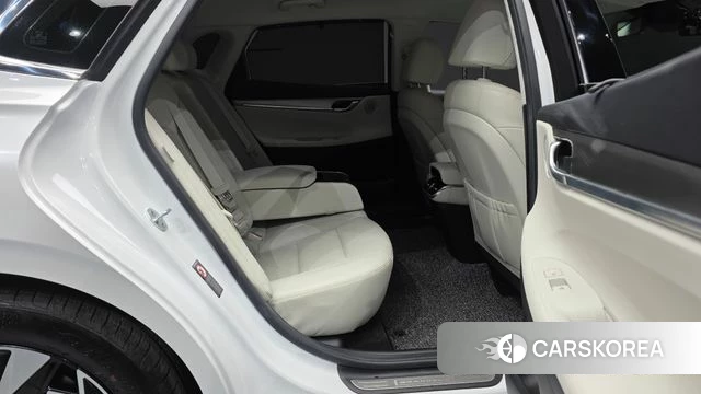 Hyundai The New Grandeur IG Hybrid 2022 Белый из Кореи, фото 2