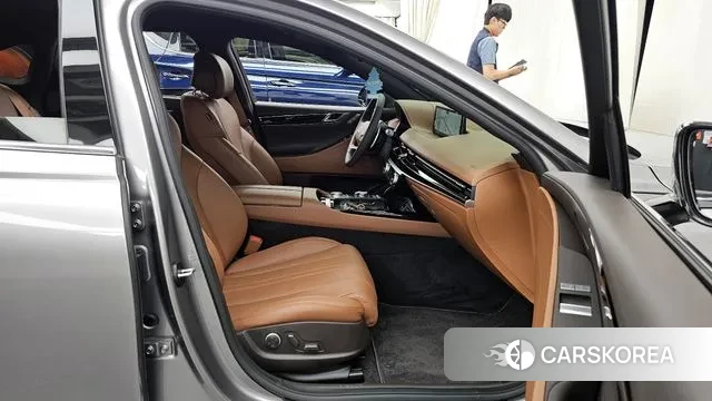 Genesis G80 (RG3) 2023 Серебряный из Кореи, фото 2