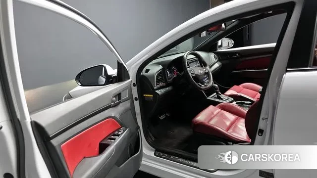 Hyundai Avante AD 2018 Белый из Кореи, фото 2