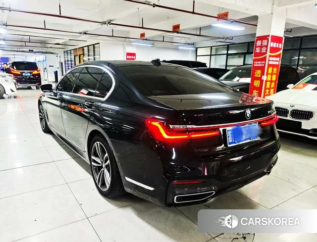 BMW 7 series 2021 Черный из Китая, фото 2