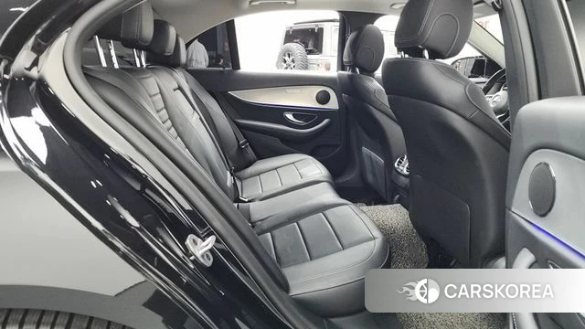 Mercedes-Benz E-Class W213 id 4873419 из Кореи 2