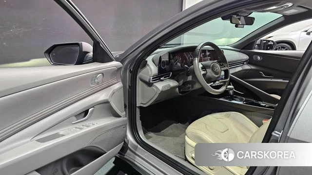 Hyundai The New Avante (CN7) 2023 Серый из Кореи, фото 2