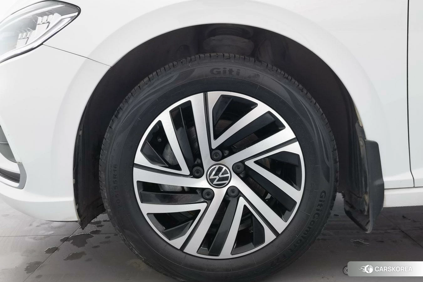 Volkswagen Lavida 2022 Белый из Китая, фото 2