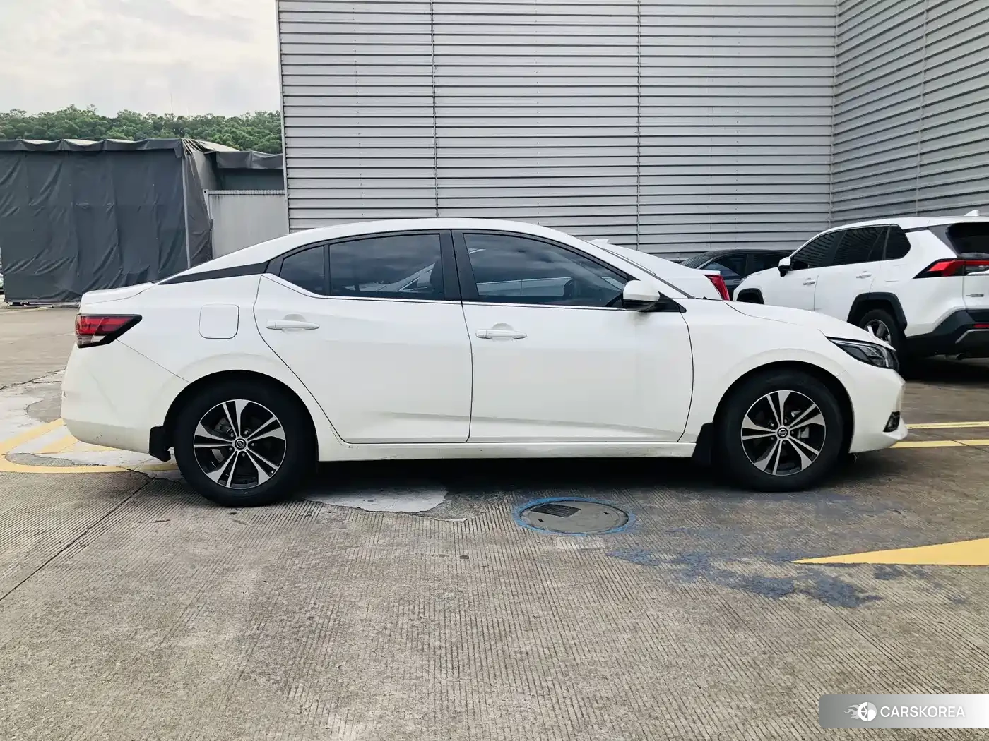 Nissan Sylphy 2021 Белый из Китая, фото 2