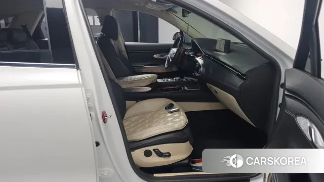 Genesis GV70 2021 Белый из Кореи, фото 2