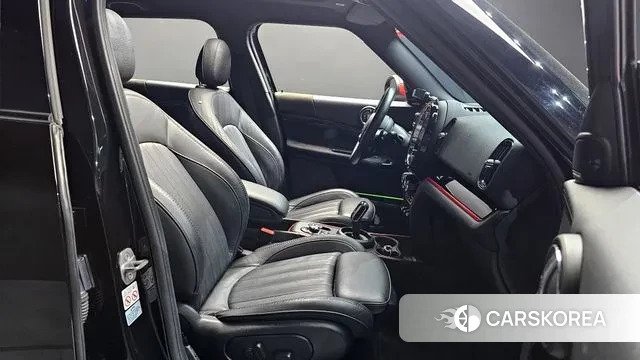 Mini Cooper S Countryman 2021 Черный из Кореи, фото 2