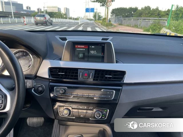 BMW X1 2019 Темно-серый из Китая, фото 2