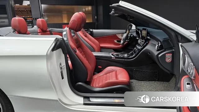 Mercedes-Benz C-Class W205 2018 Белый из Кореи, фото 2