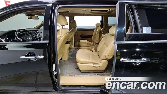 Kia The New Carnival 2020 Черный из Кореи, фото 2