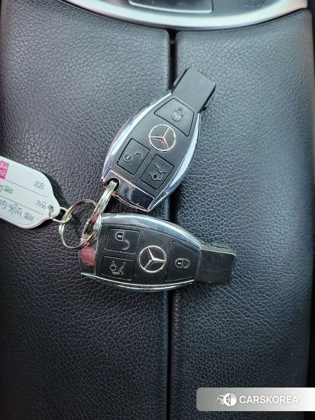 Mercedes-Benz GLC-Class X253 2019 Черный из Кореи, фото 2