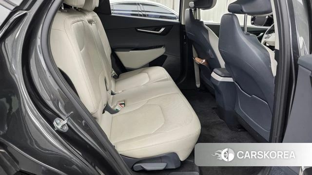 Kia EV6 2023 Серый из Кореи, фото 2