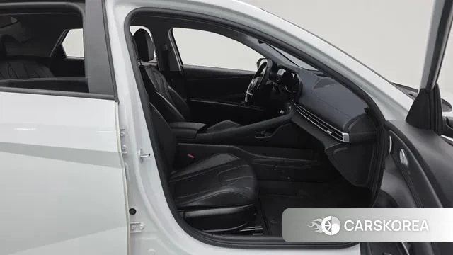 Hyundai Avante Hybrid (CN7) 2021 Белый из Кореи, фото 2