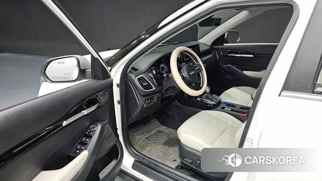 Kia Seltos 2021 Белый из Кореи, фото 2