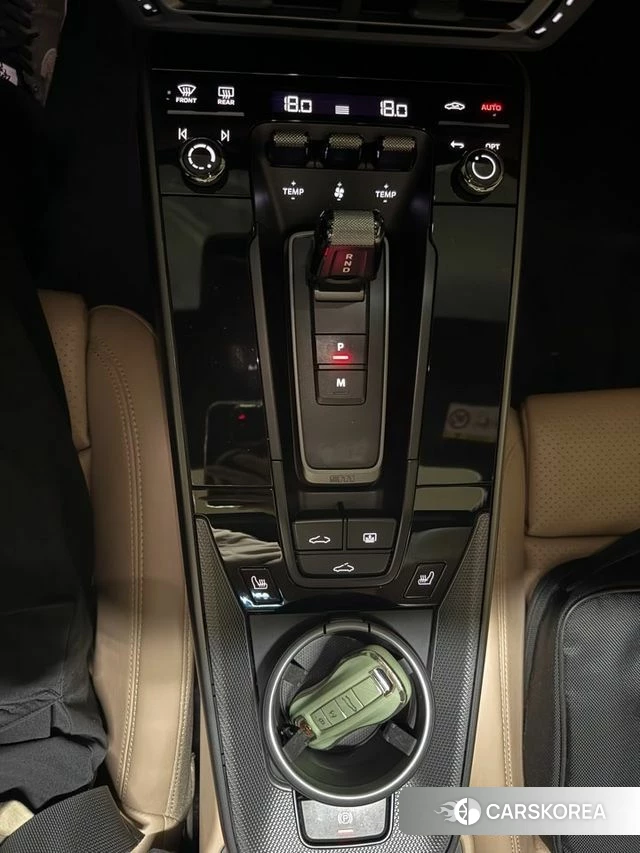 Porsche 911(992) 2020 Белый из Кореи, фото 2