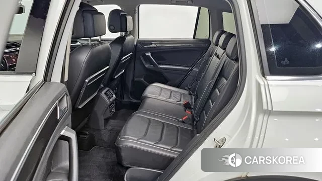 Volkswagen Tiguan second Generation 2020 Белый из Кореи, фото 2