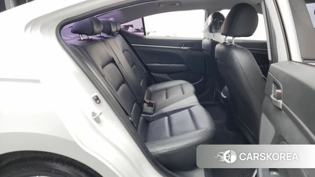 Hyundai Avante AD 2018 Белый из Кореи, фото 2