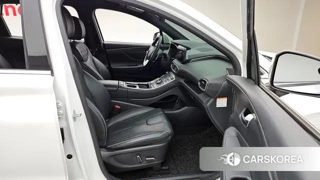 Hyundai The New Santa Fe 2023 Белый из Кореи, фото 2