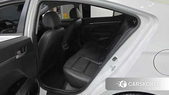 Hyundai Avante AD 2018 Белый из Кореи, фото 2