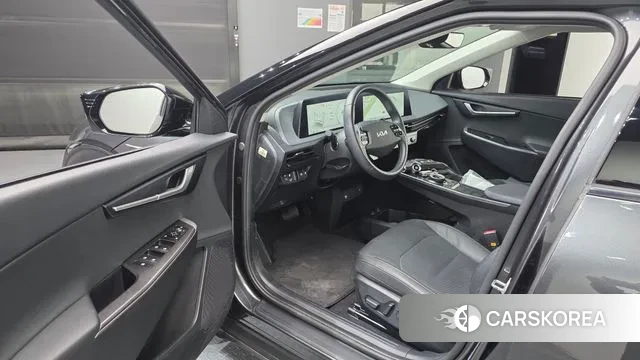 Kia EV6 2022 Серый из Кореи, фото 2