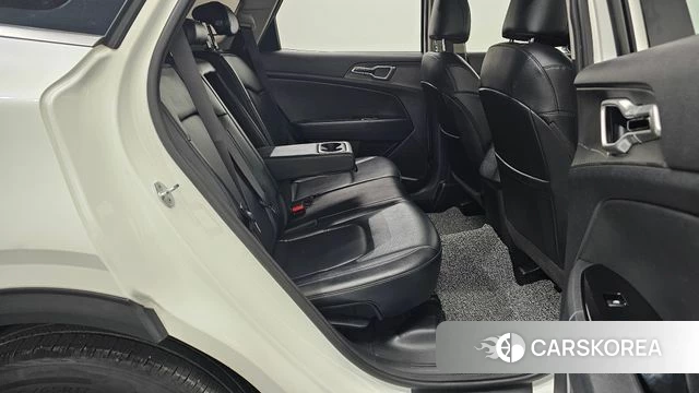 Kia Sportage 5th Generation 2022 Белый из Кореи, фото 2