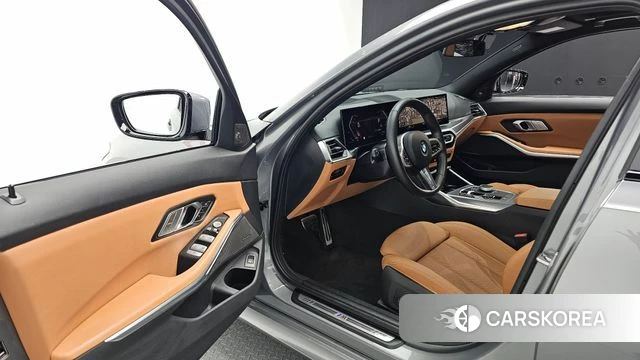 BMW 3 Series (G20) 2024 Серебристо-серый из Кореи, фото 2