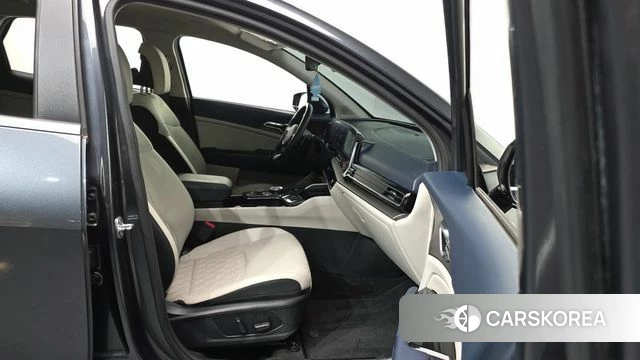 Kia Sportage 5th Generation 2022 Серый из Кореи, фото 2